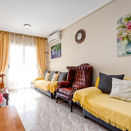 Apartament Caballero De Rodas Torrevieja Eksteriør bilde