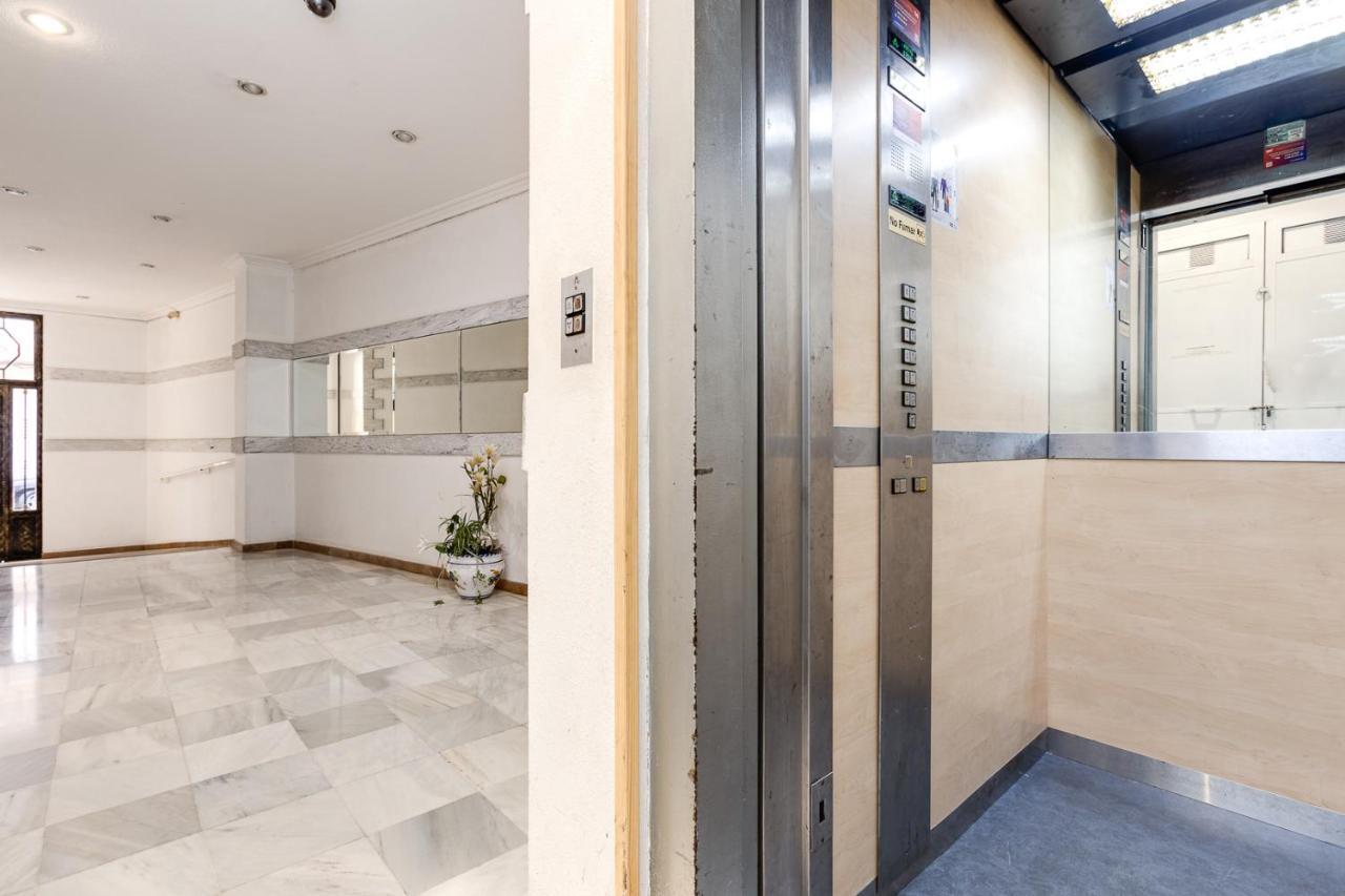 Apartament Caballero De Rodas Torrevieja Eksteriør bilde