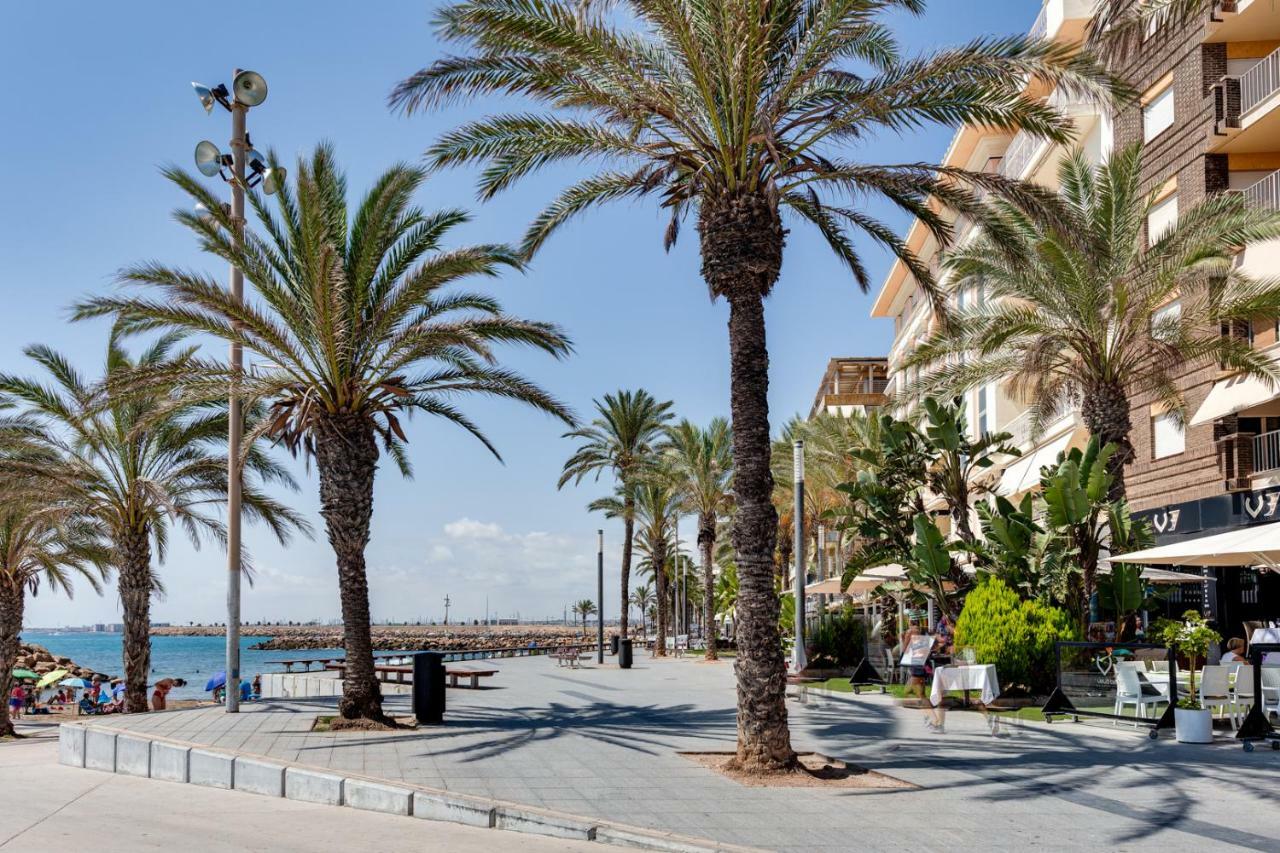 Apartament Caballero De Rodas Torrevieja Eksteriør bilde