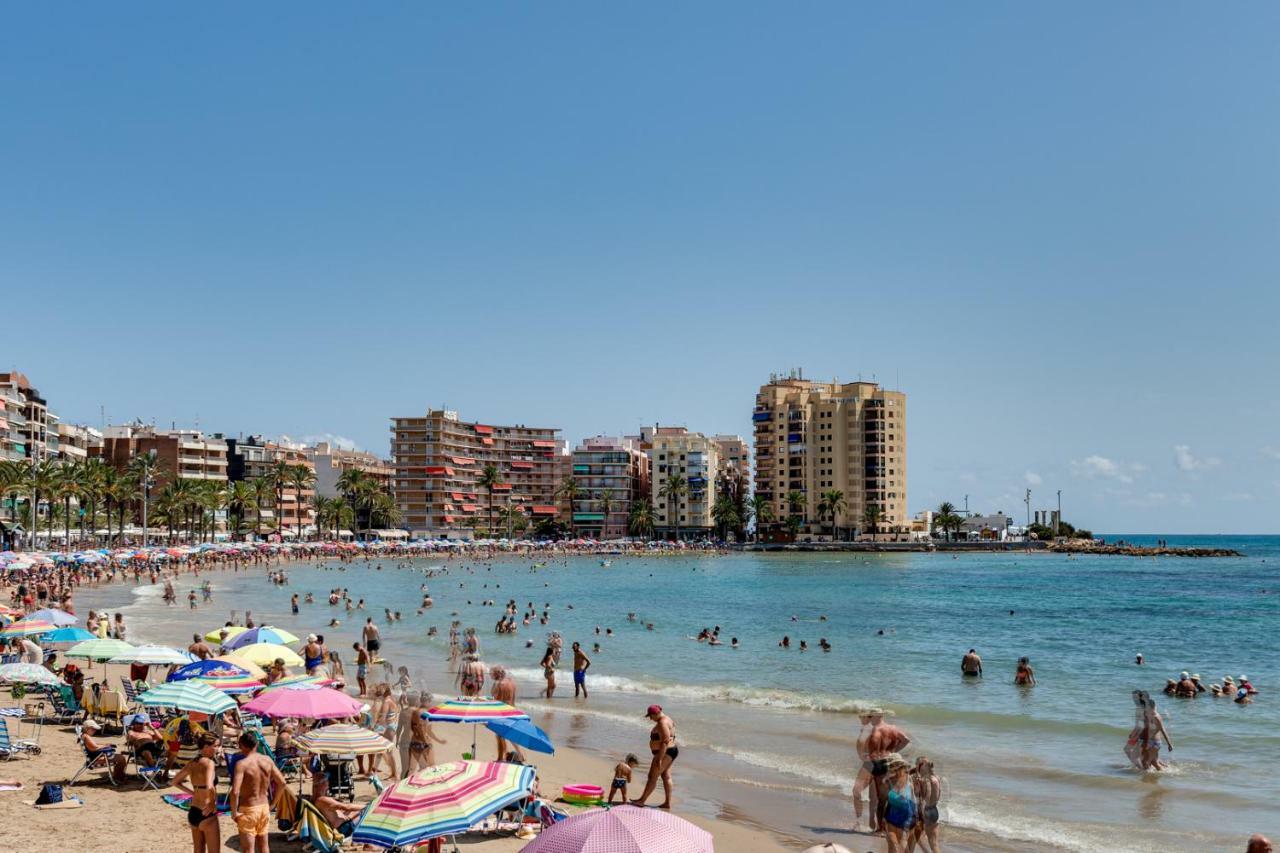 Apartament Caballero De Rodas Torrevieja Eksteriør bilde