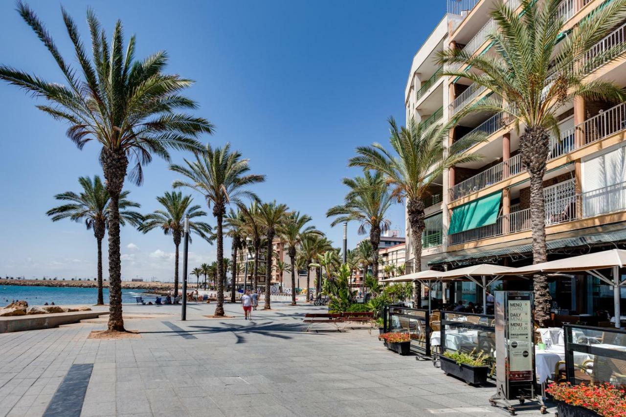 Apartament Caballero De Rodas Torrevieja Eksteriør bilde